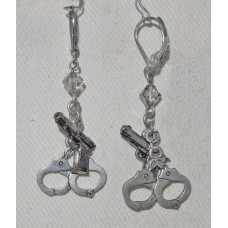 Pistol och Handklovar Örhängen nr e16185