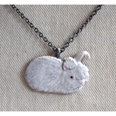 Angorakanin Handmålad Hänge med Kedja nr n14045